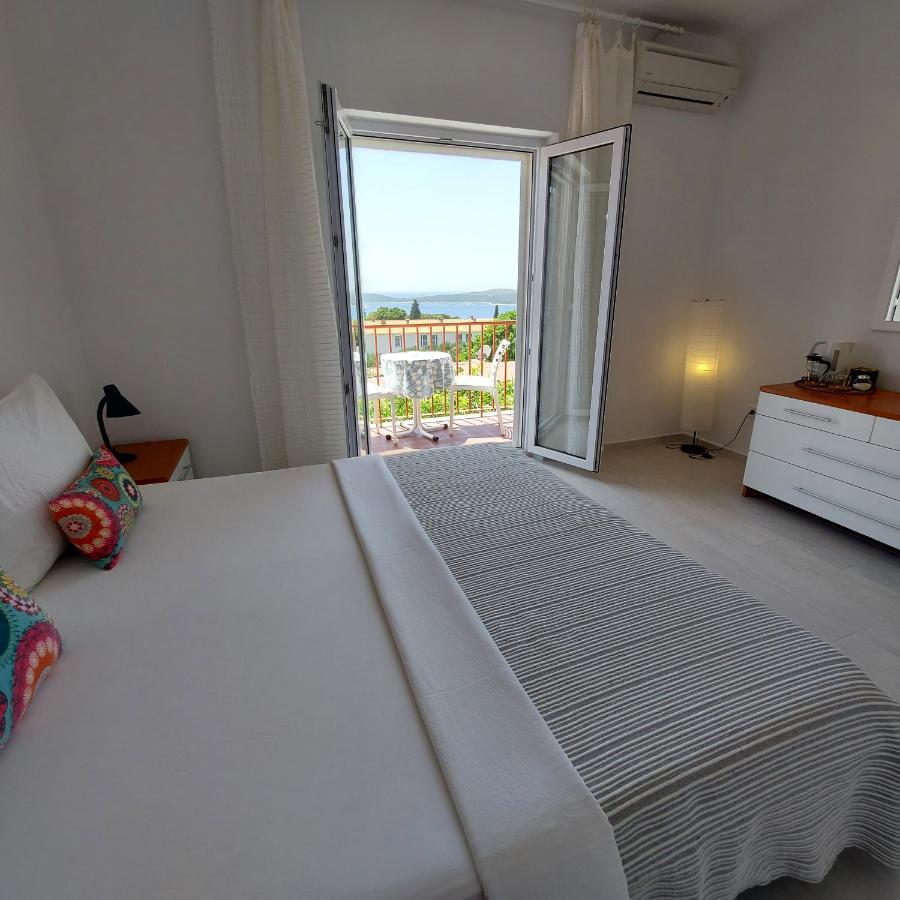 Guest House Mediterranean Χβαρ Εξωτερικό φωτογραφία