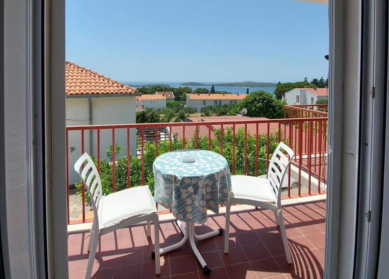 Guest House Mediterranean Χβαρ Εξωτερικό φωτογραφία