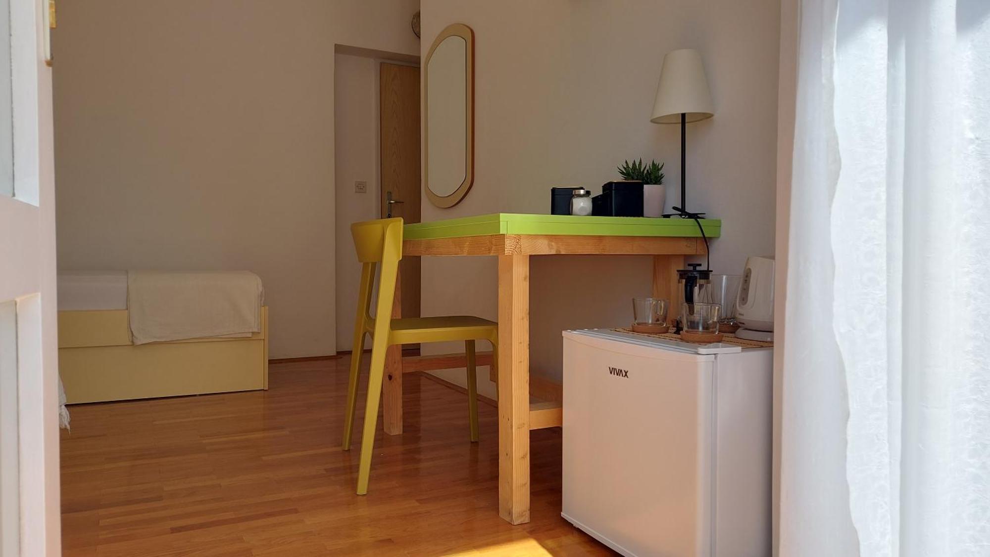 Guest House Mediterranean Χβαρ Εξωτερικό φωτογραφία