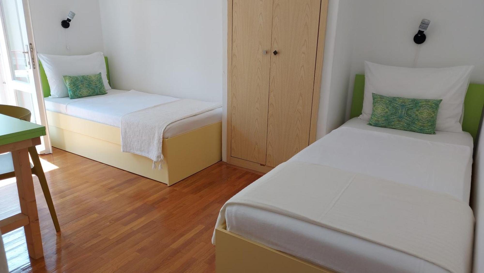 Guest House Mediterranean Χβαρ Εξωτερικό φωτογραφία