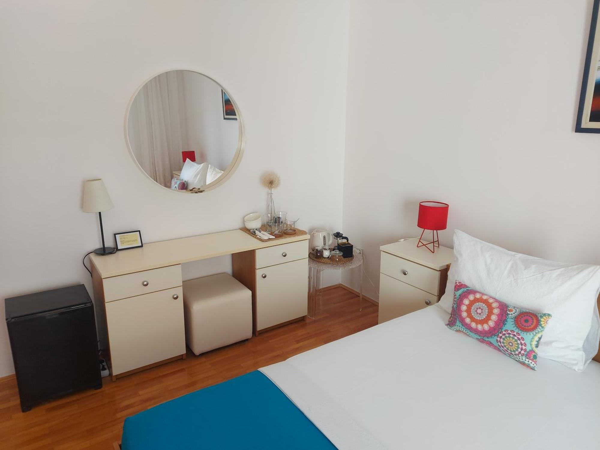 Guest House Mediterranean Χβαρ Εξωτερικό φωτογραφία