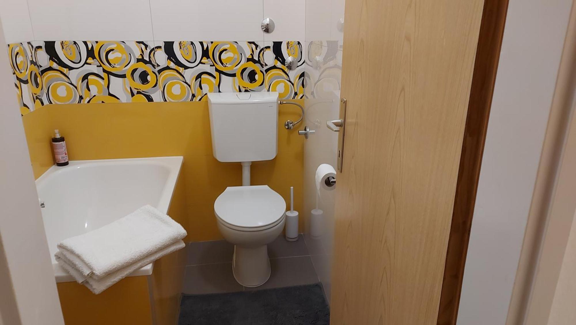 Guest House Mediterranean Χβαρ Εξωτερικό φωτογραφία