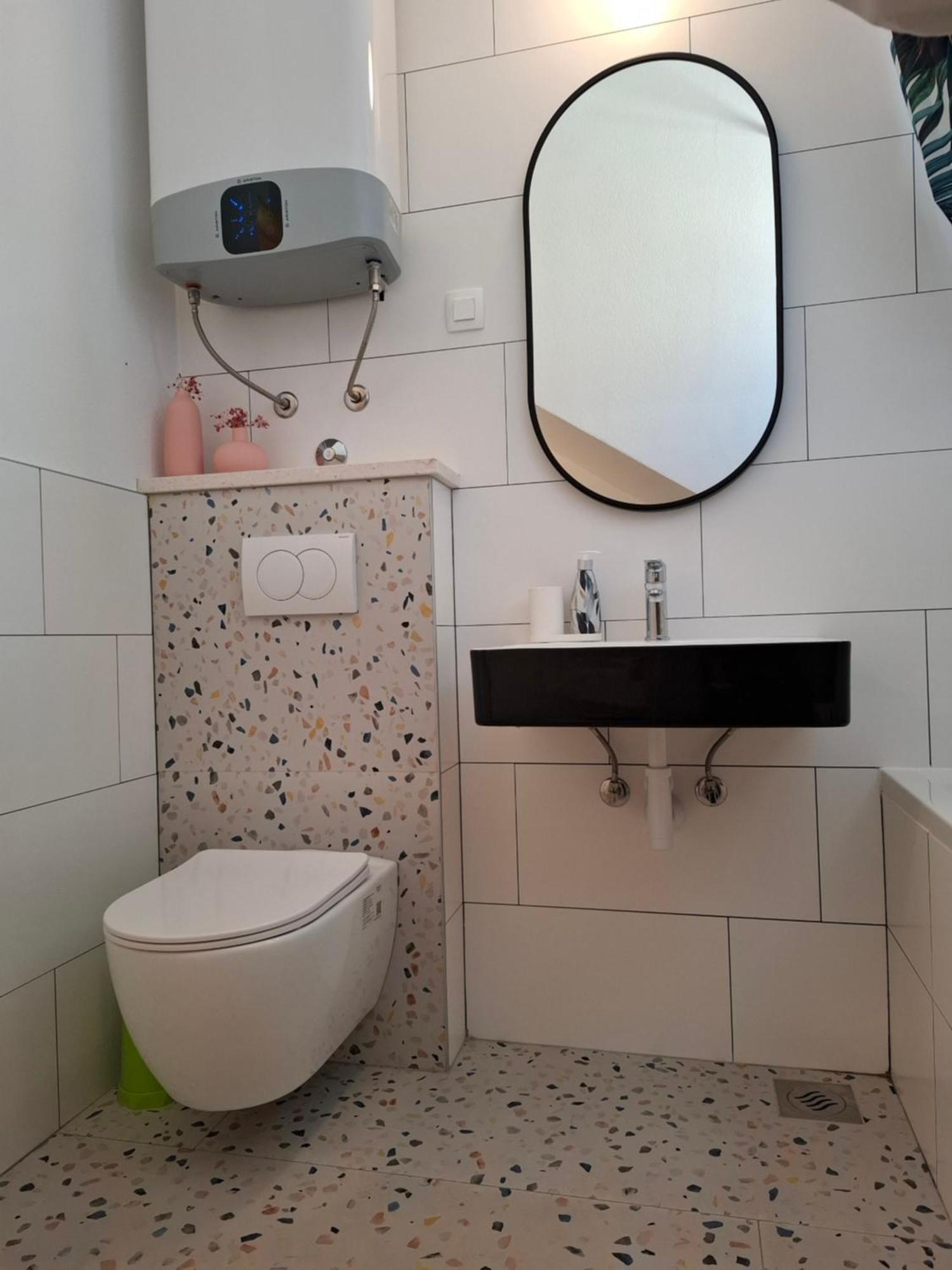 Guest House Mediterranean Χβαρ Εξωτερικό φωτογραφία